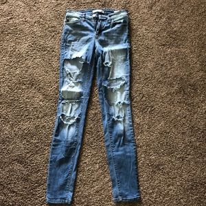 KANCAN SLIGHTLY WORN RIPPED JEANS